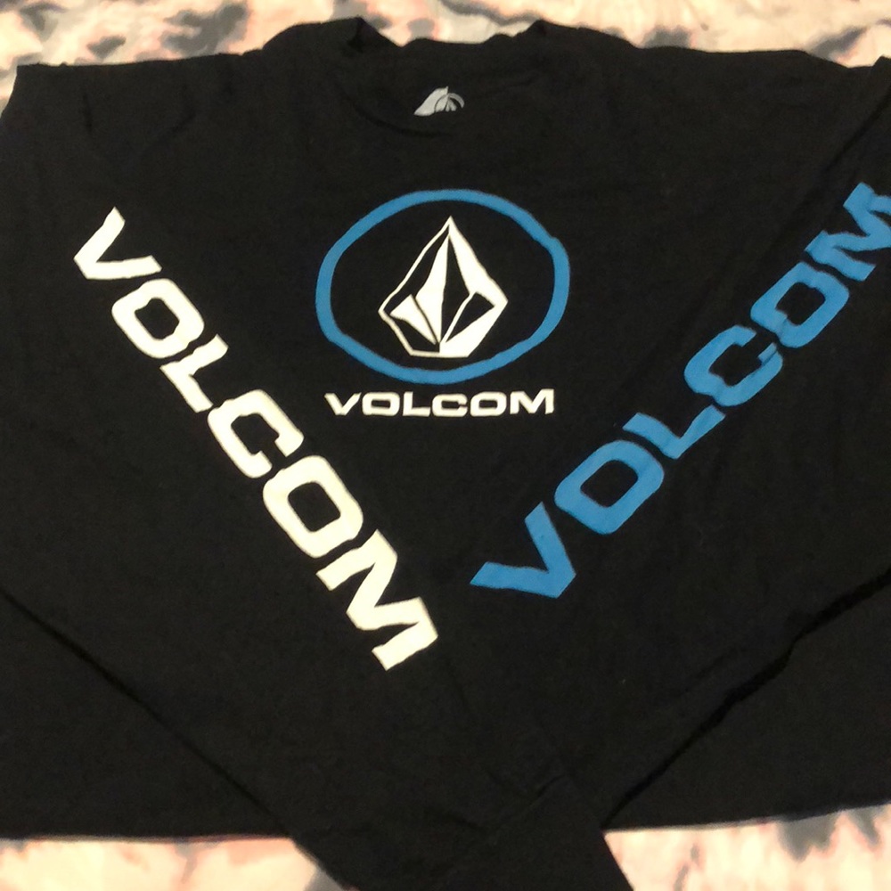 Volcom long sleeve shirt